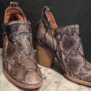 Jeffrey Campbell Rosalee Snakeskin Patterned Ankle Boots